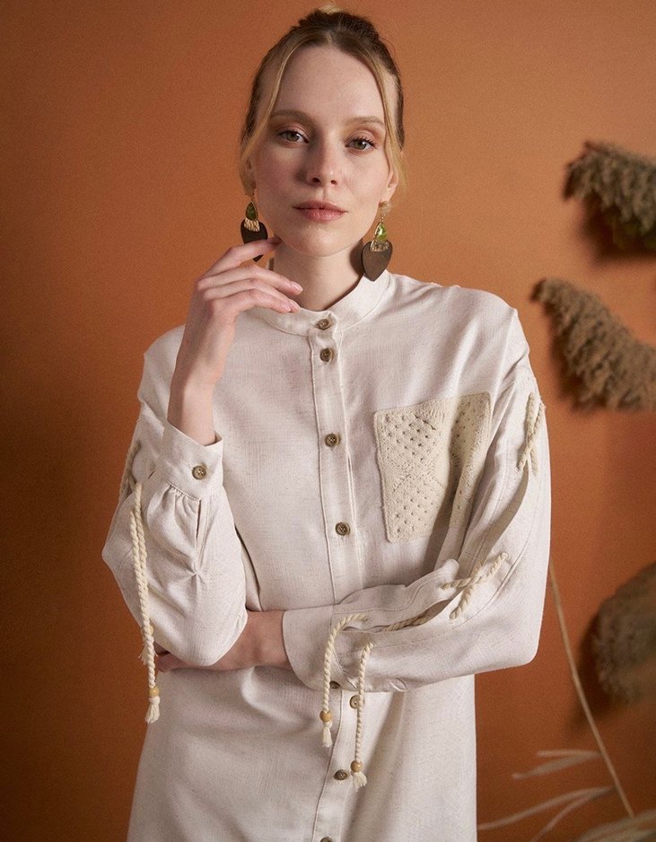Uzun Kollu Beyaz Keten Bohem Gömlek - Görsel 2
