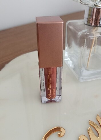  Beden Muson lip gloss 