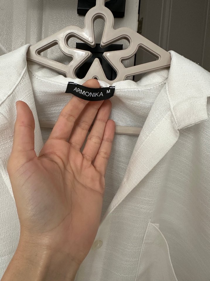 Beyaz Keten Düğmeli Kadın Gömlek - Görsel 4