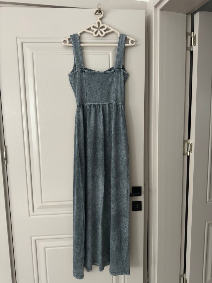 Gri Uzun Askılı Kadın Elbise - Görsel 2