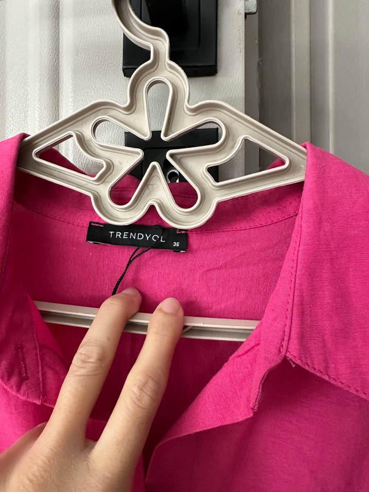 Düğmeli Pembe Keten Kadın Gömlek - Görsel 3