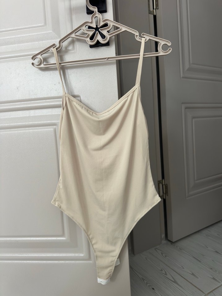 Bej Askılı Kadın Mayo - Görsel 2