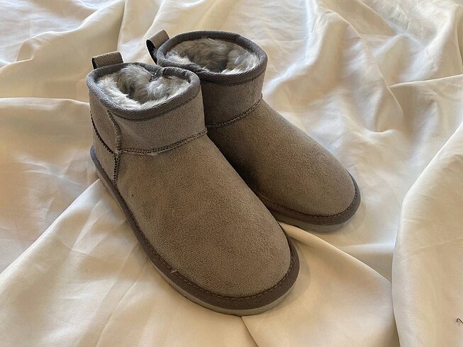 37 Beden #Kadın #Ugg #Bot