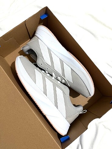 38 Beden Adidas Spor Ayakkabı