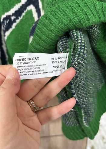 Yeşil Desenli Uzun Örgü Kadın Kazak - Görsel 4