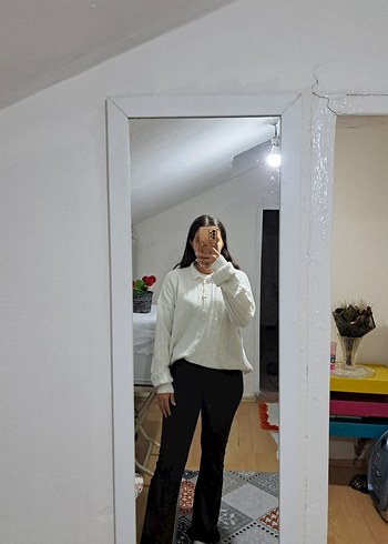 Beyaz Yüksek Yakalı Kadın kazak