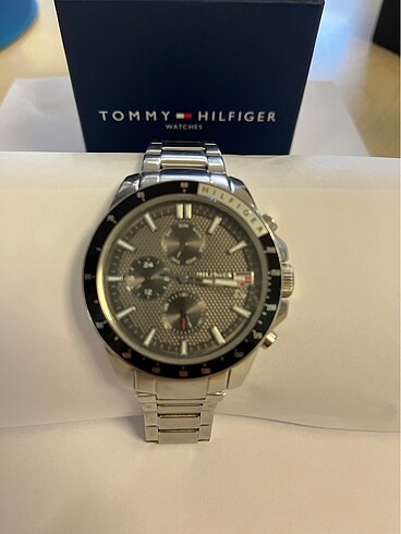  Beden tommy hilfiger erkek saat