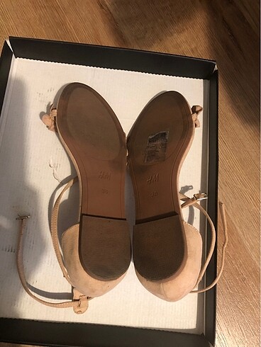 39 Beden H&M sandalet