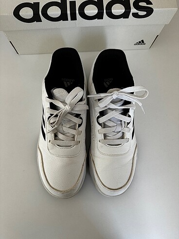 38 Beden Adidas spor ayakkabı