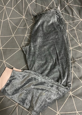Trendyol & Milla Peluş pijama takımı