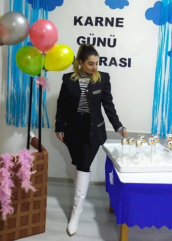 36 Beden beyaz Renk Çizme bayan
