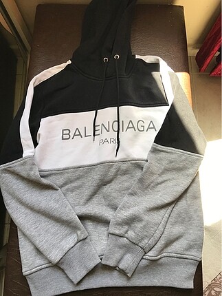 Balenciaga sweatshirt