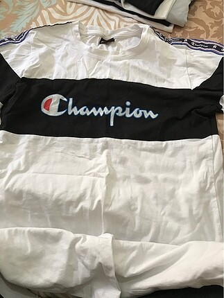 Champion T shirt