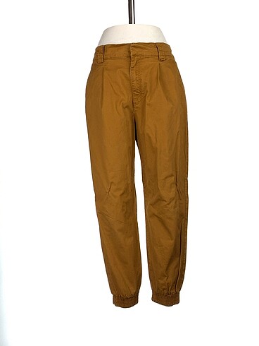 Pull and Bear Kumaş Pantolon %70 İndirimli.