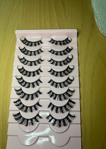 Latina Kirpik - Görsel 2