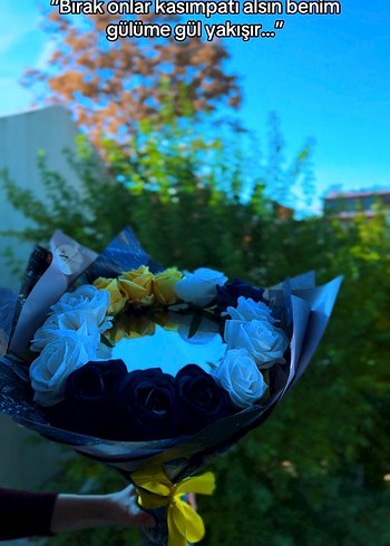 Renkli Çiçekli Aynalı Buket - Görsel 3