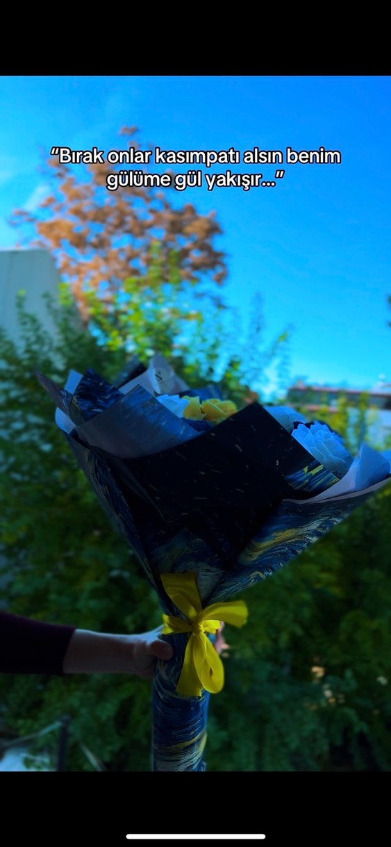 Renkli Çiçekli Aynalı Buket - Görsel 2