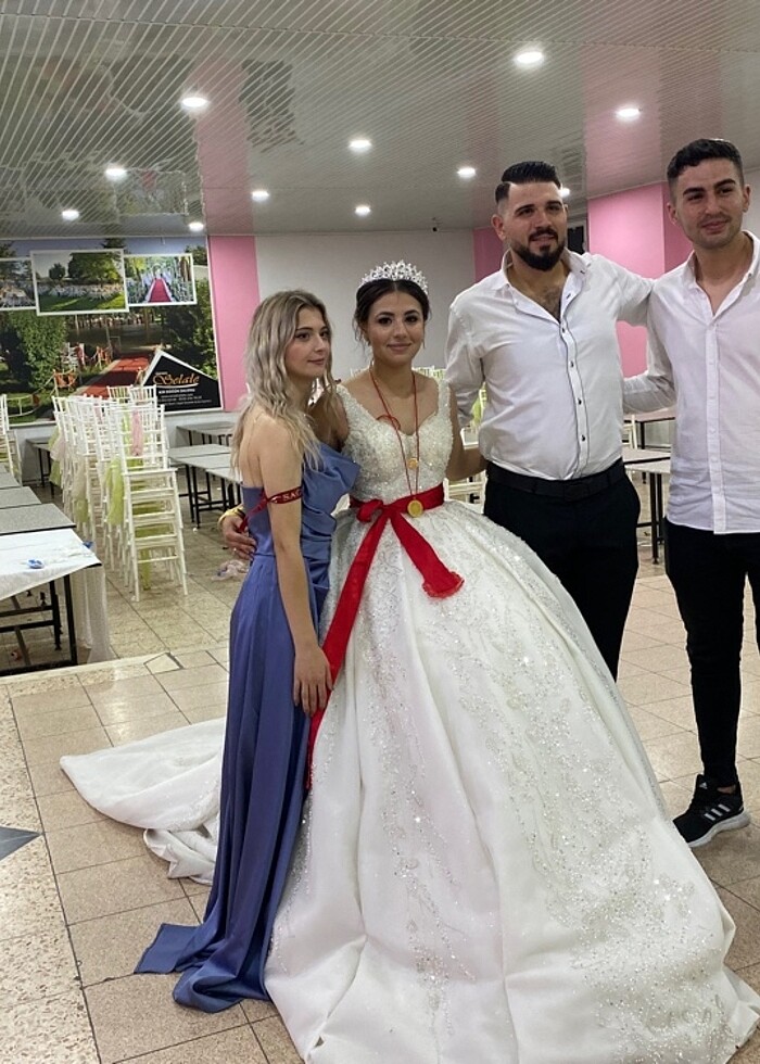 Saten abiye - Görsel 2