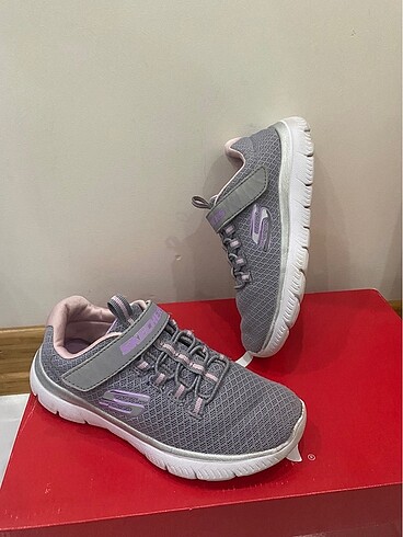 Skechers spor ayakkabı