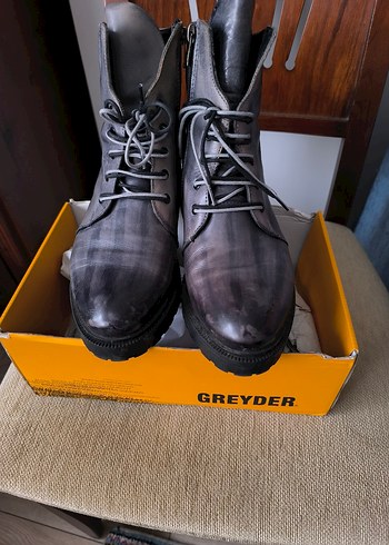 Greyder Deri Kadin Bot