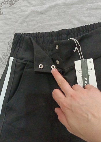 Beyaz Şeritli Siyah kiz çocuk Bol Kumaş Pantolon - Görsel 5