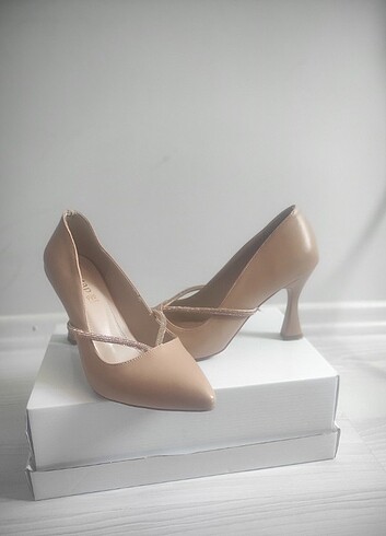 Diğer Stiletto
