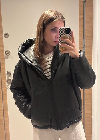 Siyah Deri Fermuarlı Kapüşonlu Kadın Mont - Görsel 8