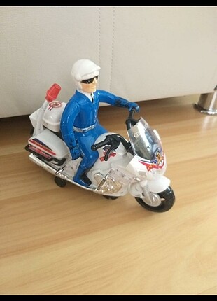Motosikletli polis