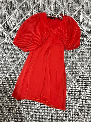 m Beden kırmızı Renk Kısa yazlık elbise