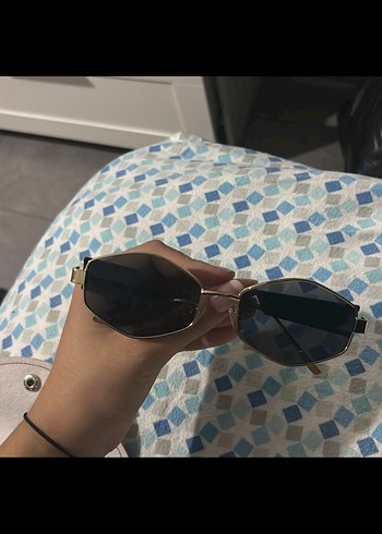 Beden Miu Miu gunes gozlugu