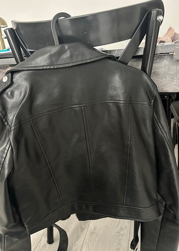 Stradivarius deri ceket - Görsel 6