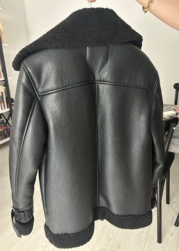 Stradivarius içi kürklü ceket - Görsel 4