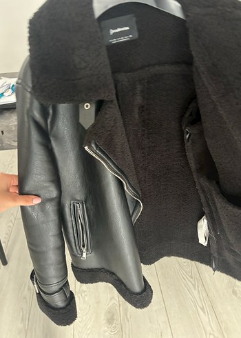 Stradivarius içi kürklü ceket - Görsel 5