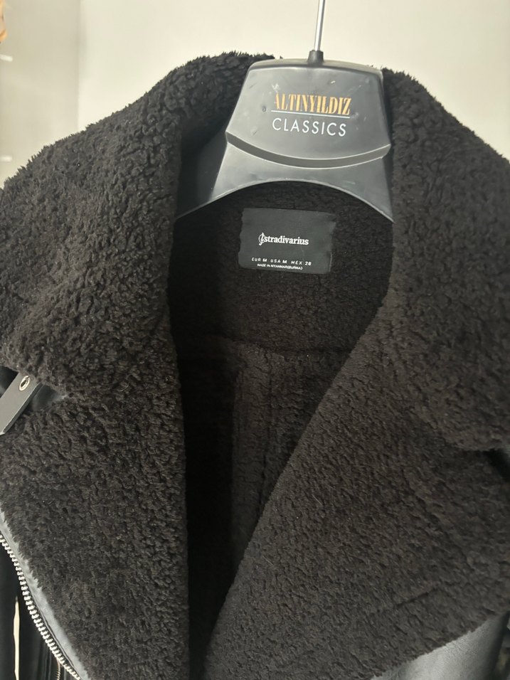 Stradivarius içi kürklü ceket - Görsel 3