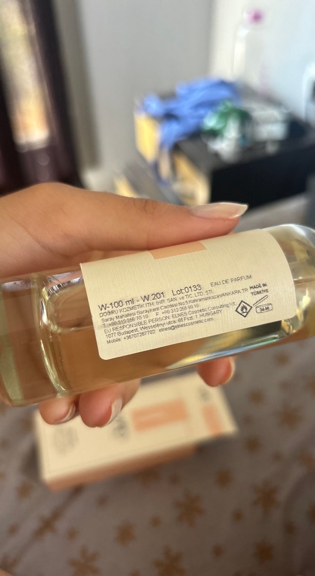 MAD Kadın Parfümü W201 100ml - Görsel 3