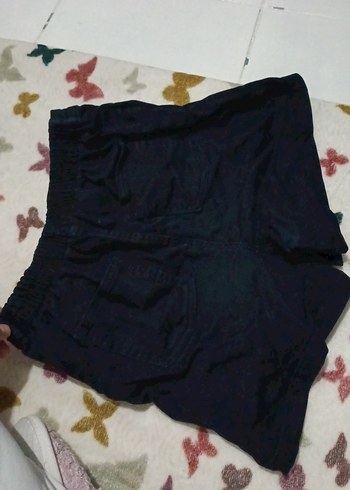 Düğmeli Siyah Mini Kot Şort - Görsel 3