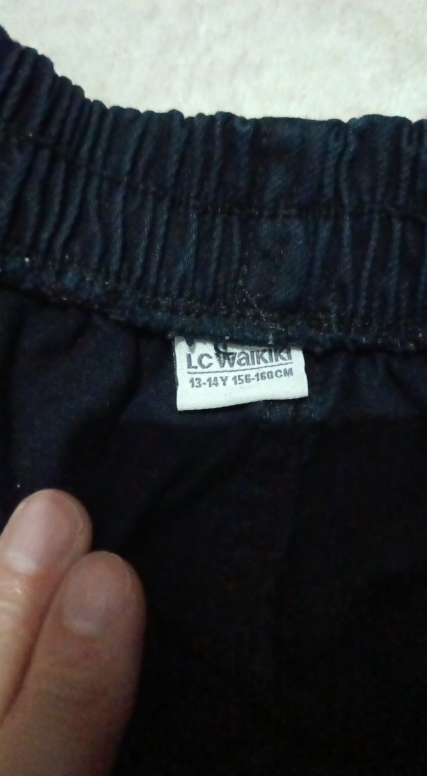 Düğmeli Siyah Mini Kot Şort - Görsel 5