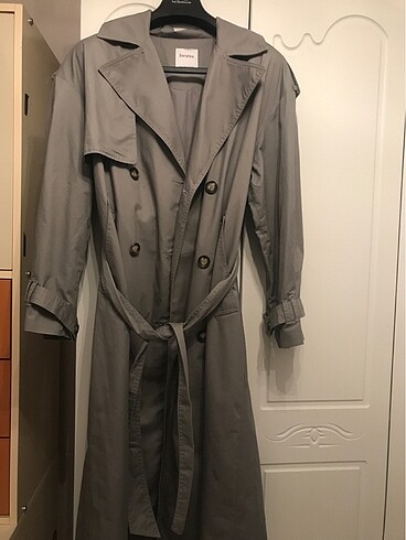 Bershka Oversize Trenchcoat.