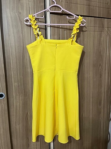 Zara Sarı elbise