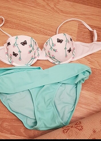 Bikini 