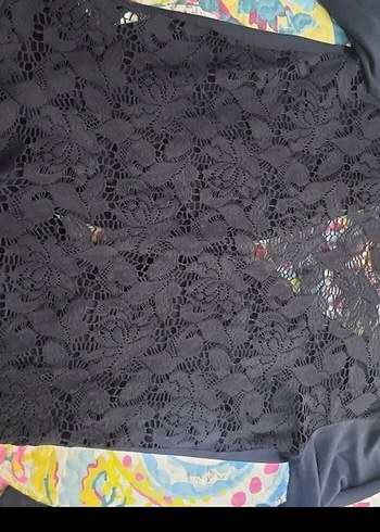 Lacivert Dantel Detaylı Uzun Kollu V Yaka Bluz - Görsel 5