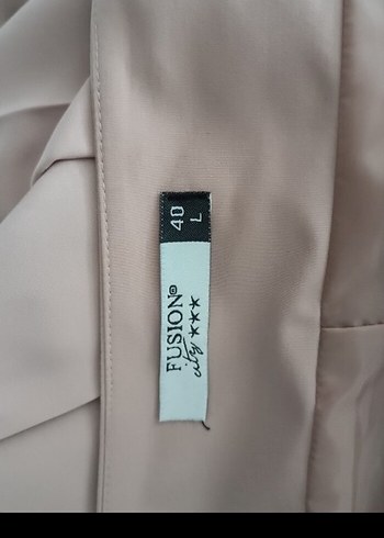 pudra renk Pilili Midi Kadın Etek - Görsel 3