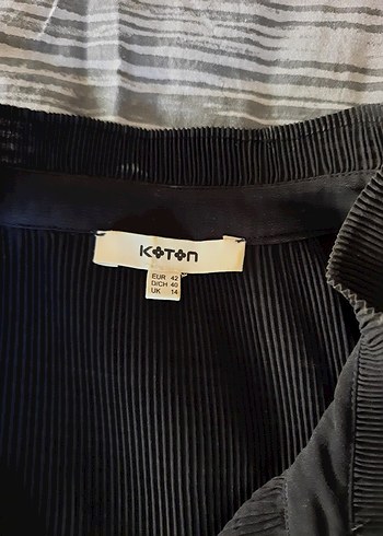 siyah Piliseli Uzun  Bluz - Görsel 4