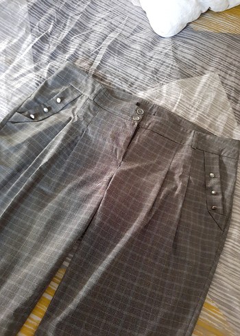 Düğmeli Gri Kadın Kumaş Pantolon - Görsel 4