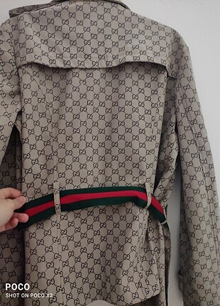 Çok şık bir trenc Gucci yurtdışından geldi