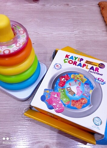 Kayıp çoraplar ve halkalar oyuncaği