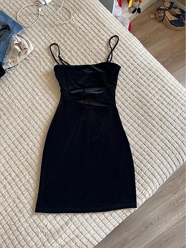 bershka elbise