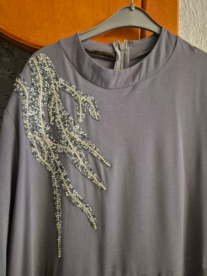 Uzun Gri Nakışlı Bohem Elbise - Görsel 4