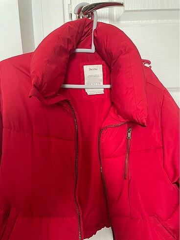 s Beden Bershka kırmızı mont