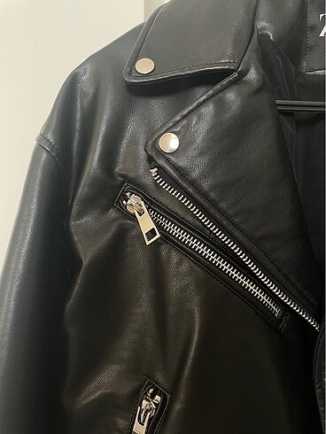 s Beden siyah Renk Zara biker deri ceket